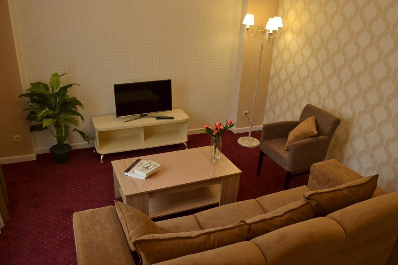 Hotel Ajur Odessa Zewnętrze zdjęcie