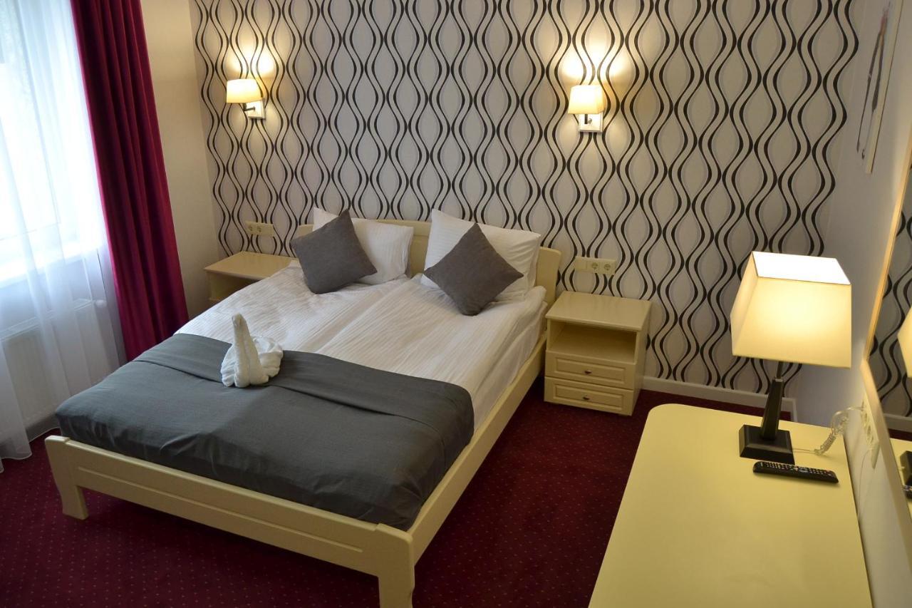 Hotel Ajur Odessa Zewnętrze zdjęcie